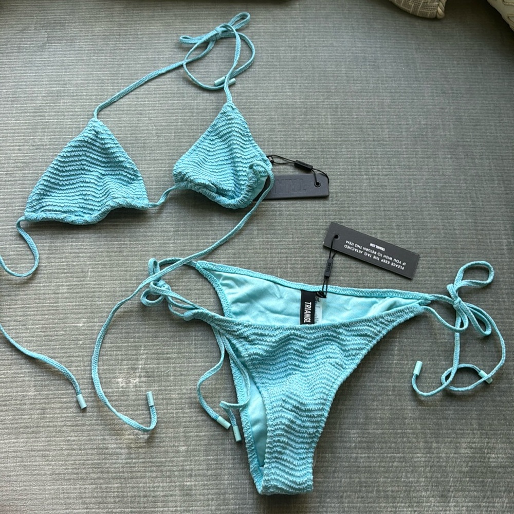 BRAND NEW TRIANGL BIKINI